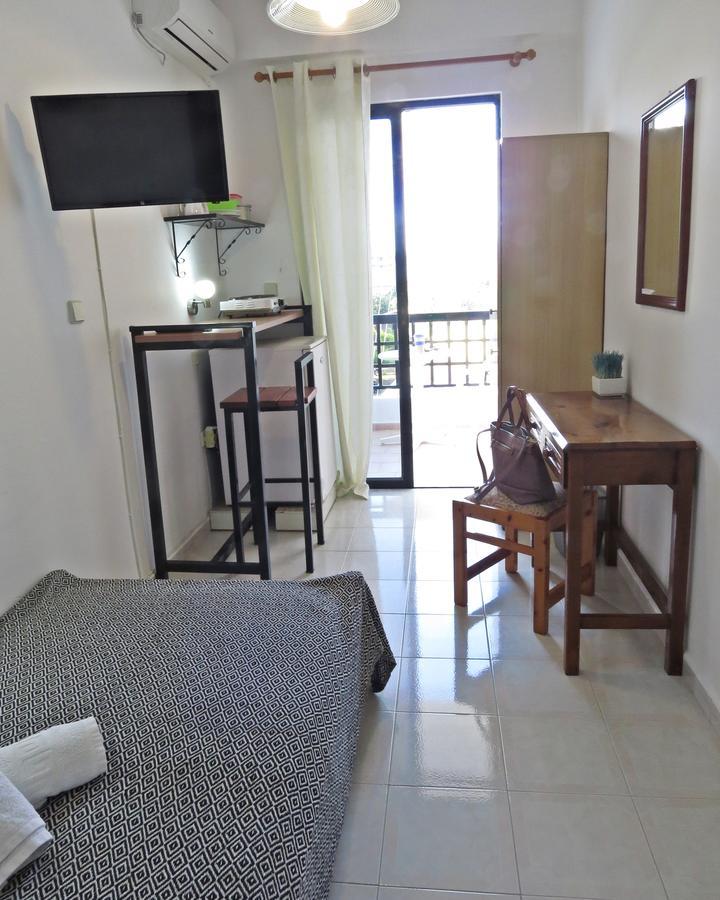 Debby Apartments イアリソス 部屋 写真